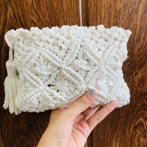 - Macrame pattern clutch for women - Picture 2 of 2